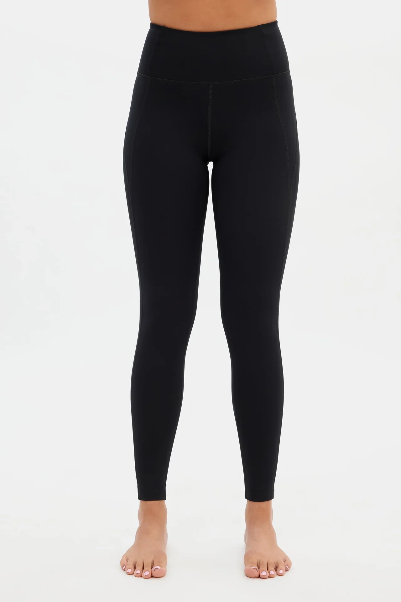 High-Rise Compressive Legging - Image 6